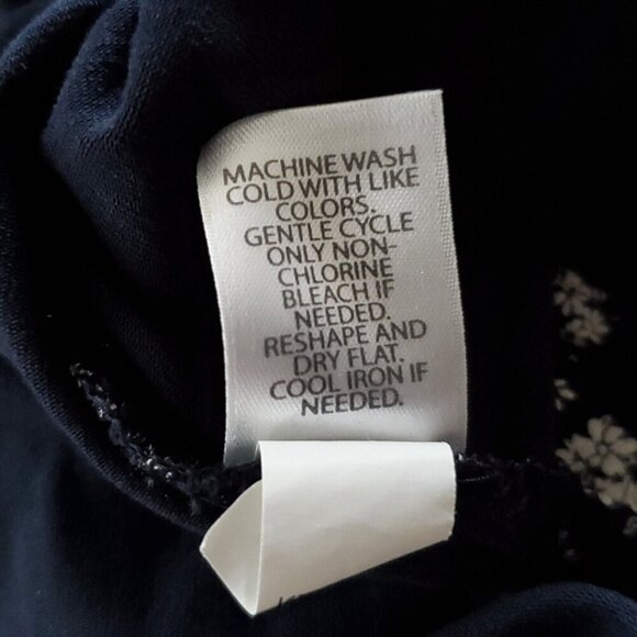 J Jill Wearever Ditsy Floral Top L Petite Navy Blue White 3/4 Sleeve Tunic - Picture 6 of 6